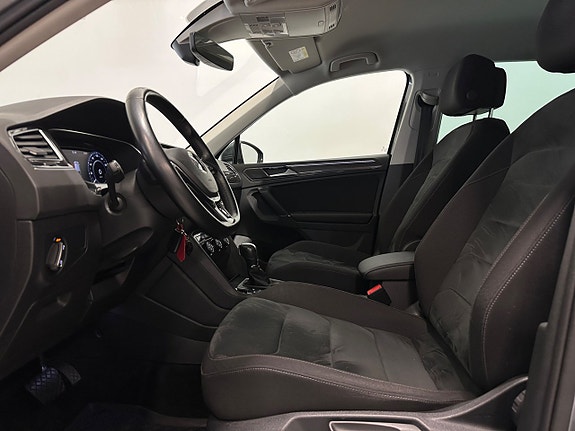 Volkswagen Tiguan 12 of 30