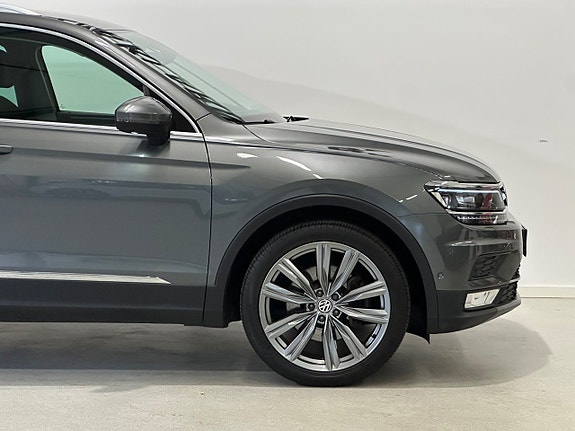 Volkswagen Tiguan 5 of 30