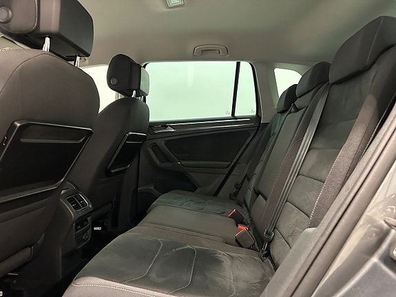 Volkswagen Tiguan 16 of 30