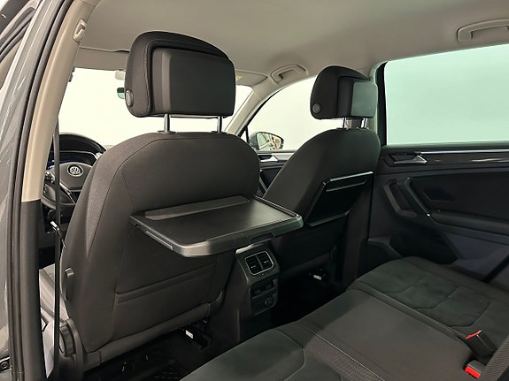 Volkswagen Tiguan 15 of 30