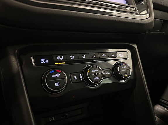 Volkswagen Tiguan 25 of 30