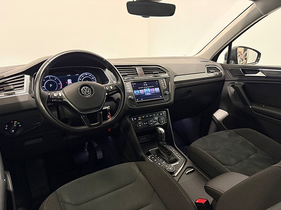 Volkswagen Tiguan 11 of 30