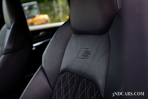 Audi S6 15 of 21