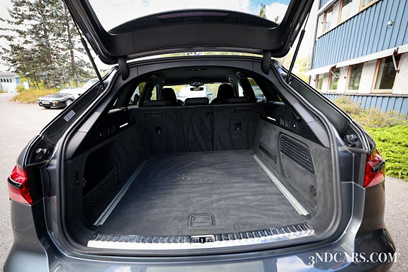 Audi S6 9 of 21