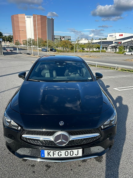 Mercedes-Benz CLA180 3 of 10