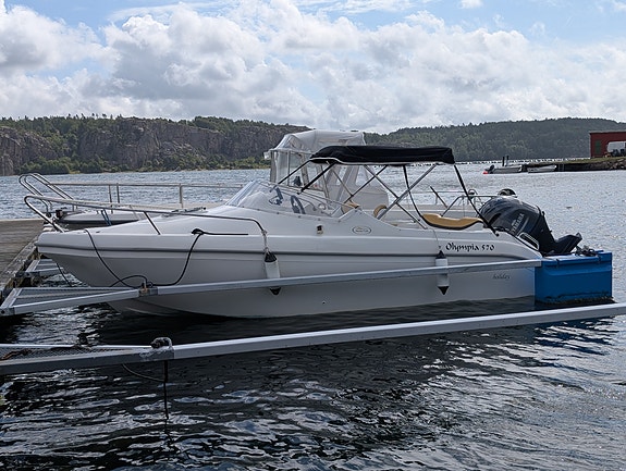 Olympia 570 Holiday med Yamaha 80 HK och 80-släp 4 of 20