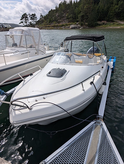 Olympia 570 Holiday med Yamaha 80 HK och 80-släp 2 of 20