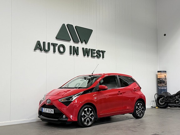 Toyota Aygo 2 of 18