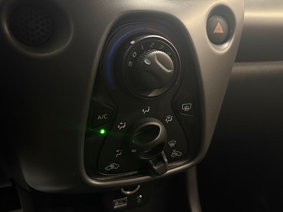 Toyota Aygo 14 of 18