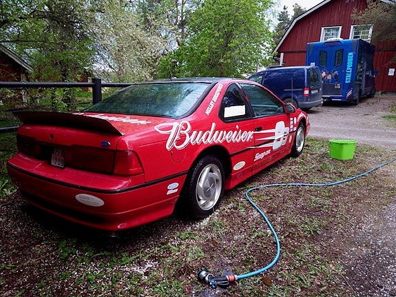 Ford Thunderbird 2 of 3
