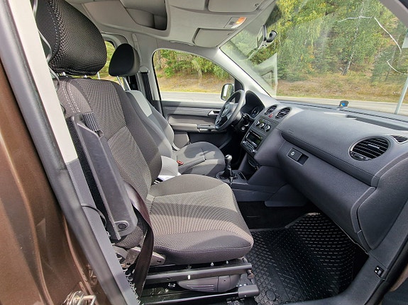 Volkswagen Caddy Maxi 15 of 27