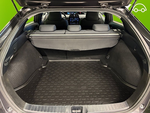 Toyota Prius 15 of 23