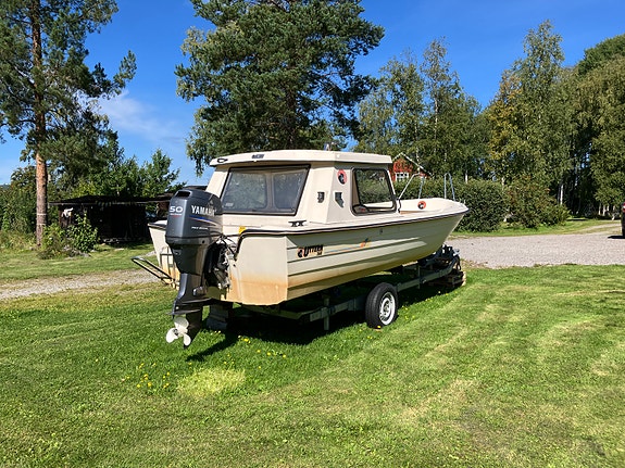 Uttern 560 AR 3 of 5