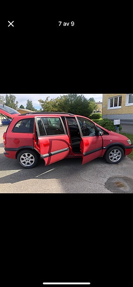 Opel Zafira 4 of 9