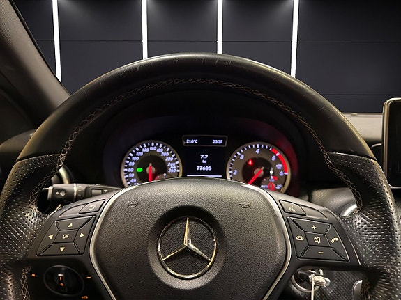 Mercedes-Benz A180 25 of 30
