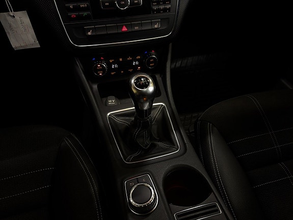 Mercedes-Benz A180 29 of 30