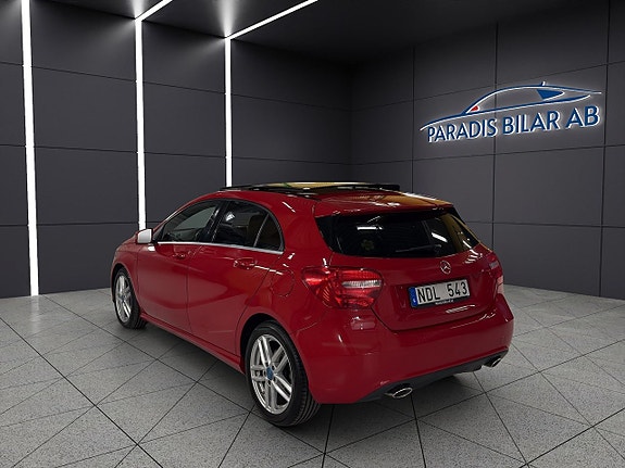 Mercedes-Benz A180 3 of 30