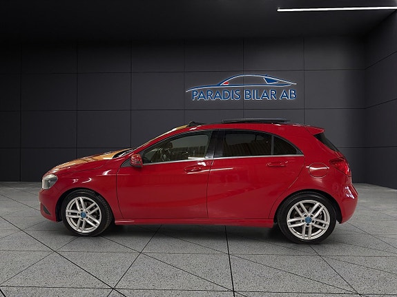 Mercedes-Benz A180 2 of 30