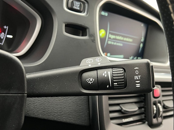Volvo V40 16 of 30