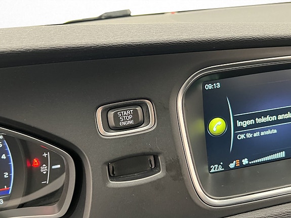 Volvo V40 17 of 30