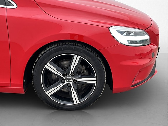 Volvo V40 30 of 30