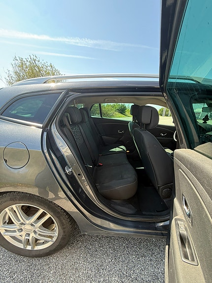 Renault Megane III 7 of 8