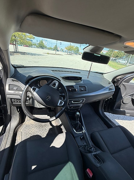 Renault Megane III 8 of 8
