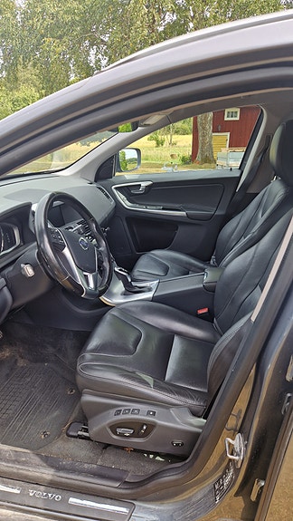 Volvo XC60 5 of 5