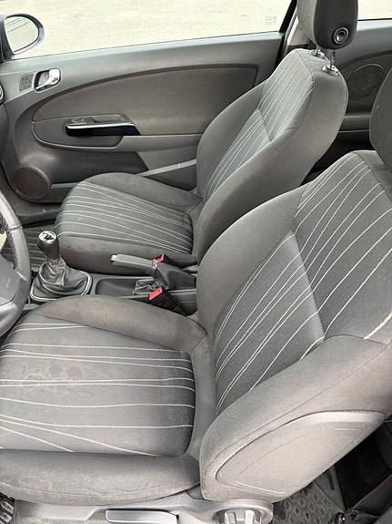 Opel Corsa 7 of 15