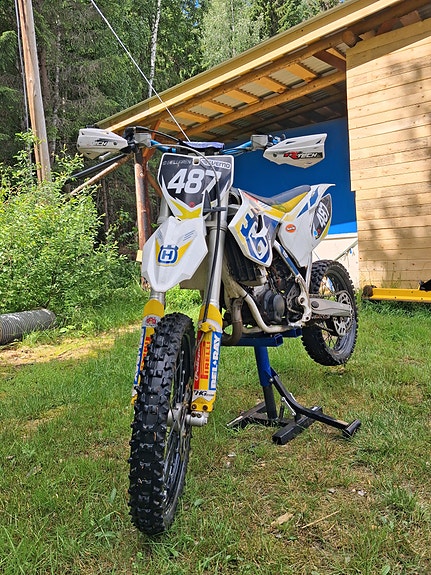 Husqvarna TC 85 3 of 6