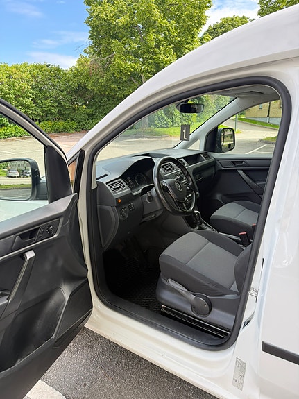 Volkswagen Caddy 10 of 14