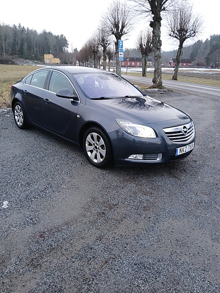 Opel Insignia 3 of 8