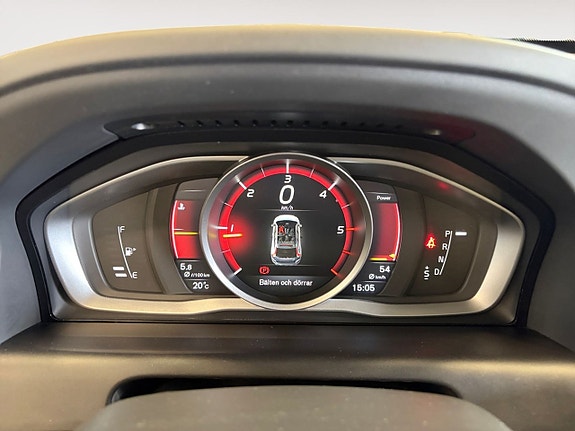 Volvo XC60 12 of 22