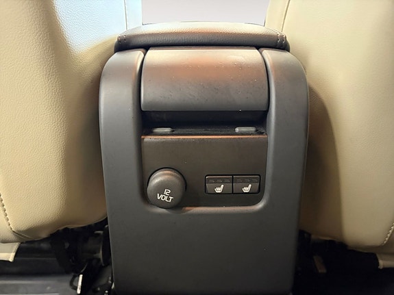 Volvo XC60 20 of 22