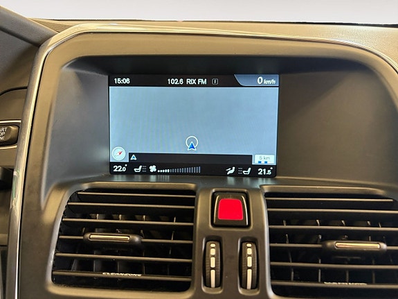 Volvo XC60 17 of 22