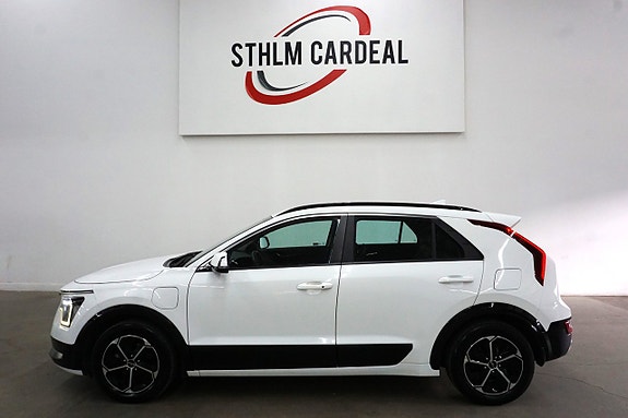 Kia Niro 2 of 24