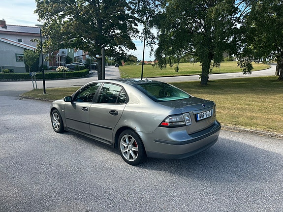 Saab 9-3 4 of 9