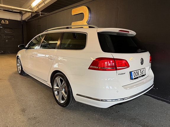 Volkswagen Passat 3 of 26