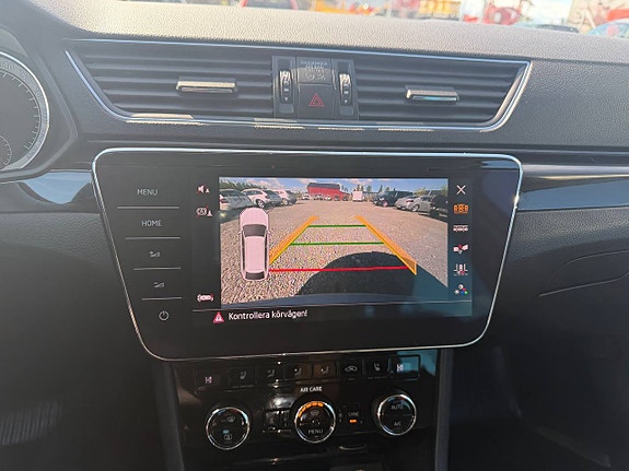Skoda Superb 13 of 17