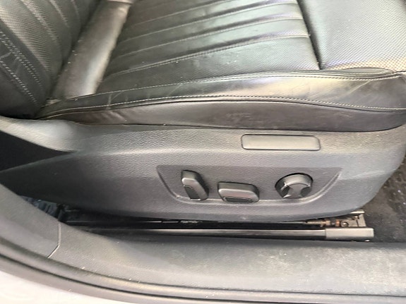 Skoda Superb 15 of 17