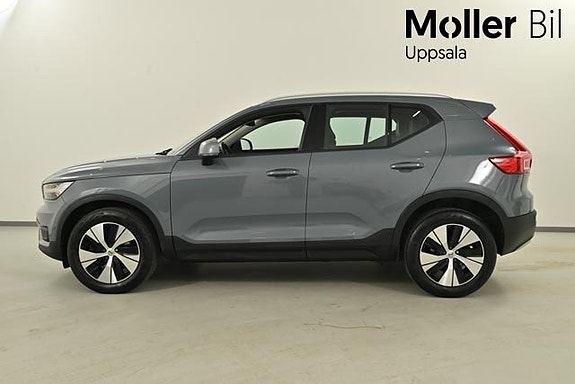 Volvo XC40 4 of 11