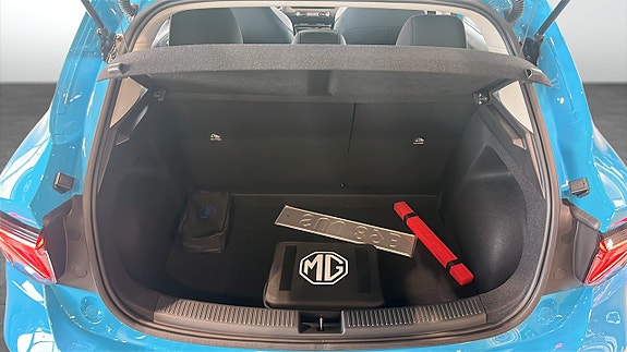 MG MG4 EV Urban 10 of 12