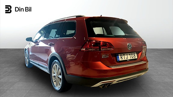 Volkswagen Golf Alltrack 3 of 12