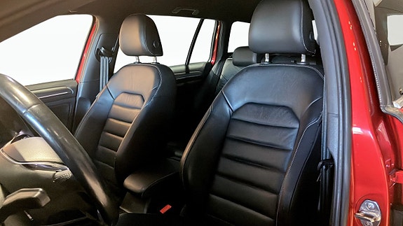 Volkswagen Golf Alltrack 8 of 12