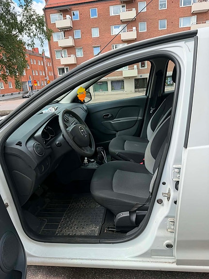 Dacia Sandero 6 of 6