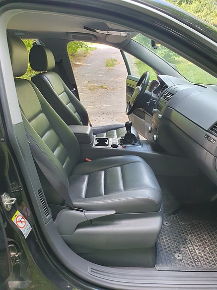 Volkswagen Touareg 12 of 24