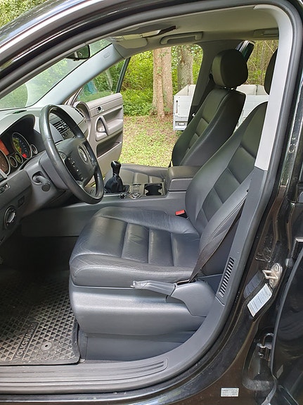 Volkswagen Touareg 10 of 24