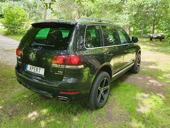 Volkswagen Touareg 5 of 24