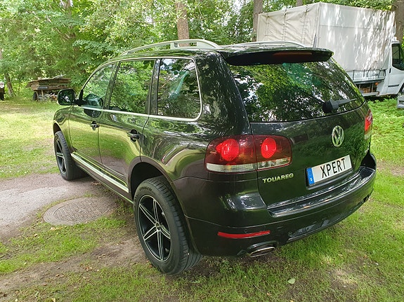 Volkswagen Touareg 6 of 24