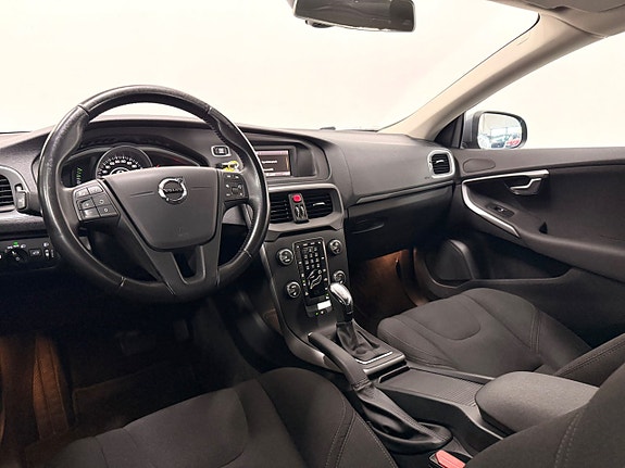 Volvo V40 18 of 29